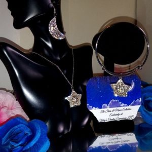 The Stars & Moon Diamond Collection